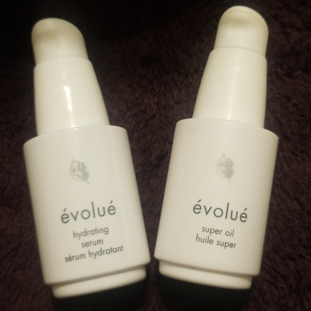 Evolue Skincare set of Hydrating Serum & Super Oil